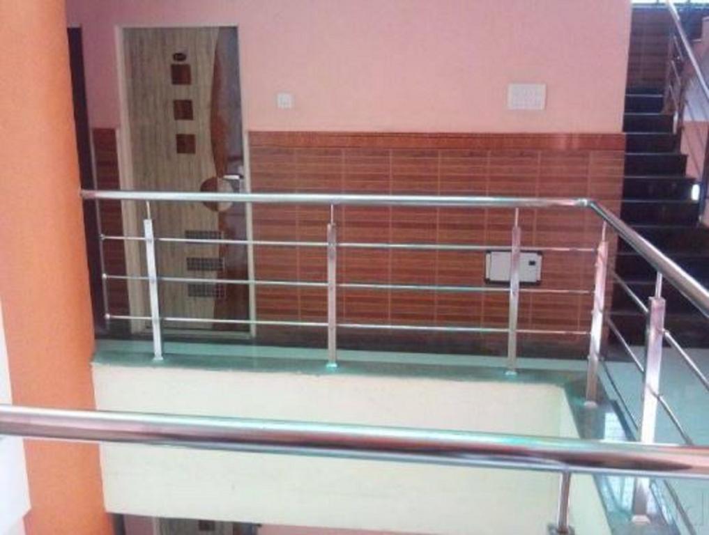 Sri Sai Sannidhi Hotel Shirdi Zewnętrze zdjęcie
